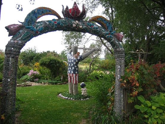 Arch with view of the American man